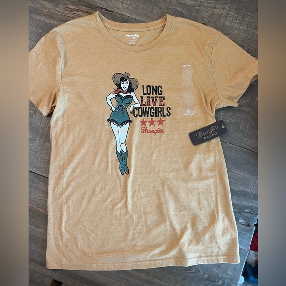 Wrangler Retro Long Live Cowgirls T-Shirt - Picture 2 of 5